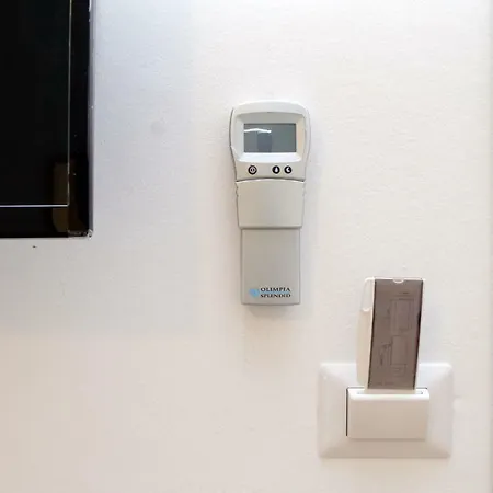 Lisa Vatican Πανσιόν 4*